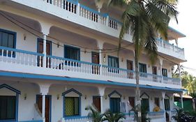 Spot On 61514 Laxmi Guest House